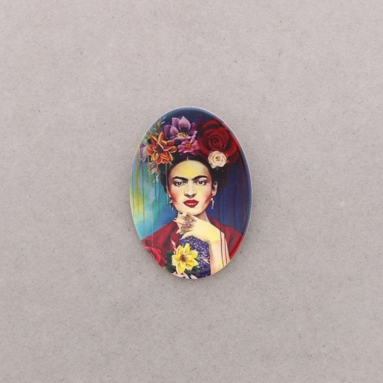 FRIDA RESIN OVAL BROOCH