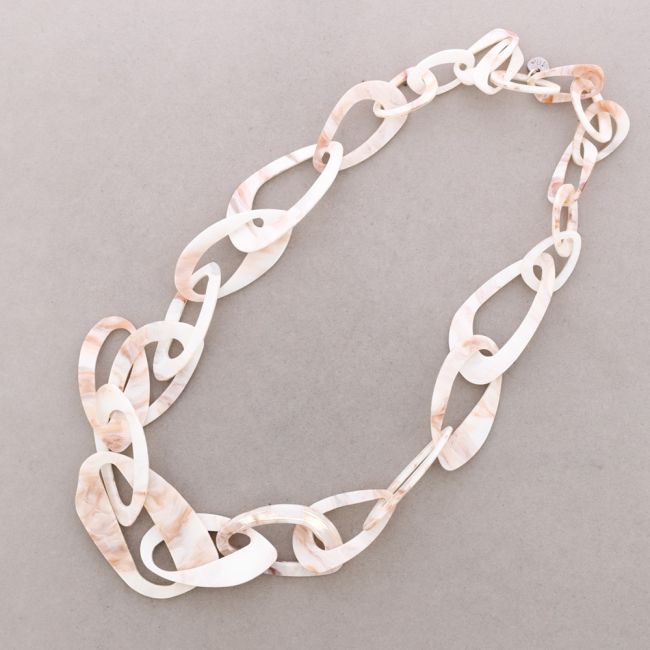 COLLAR LARGO ESLABONES RESINA