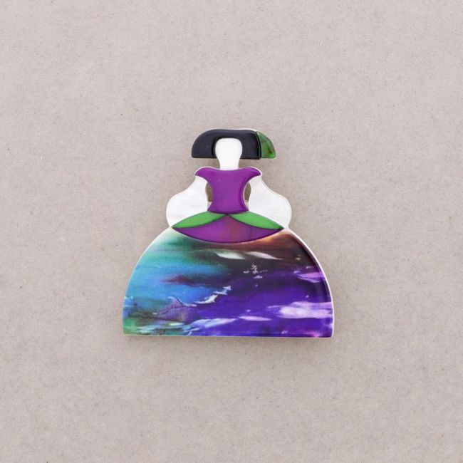 BROCHE IMÁN MENINA RESINA
