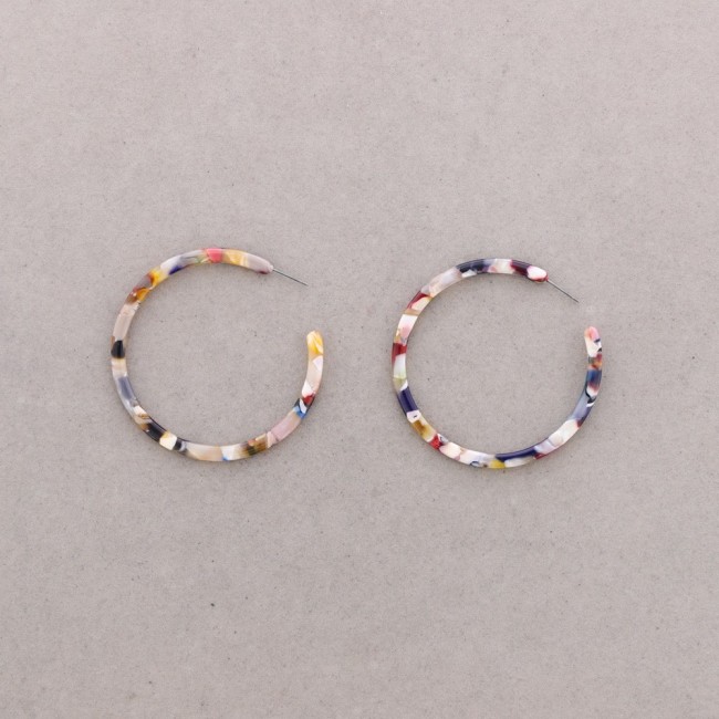 RESIN HOOP EARRINGS