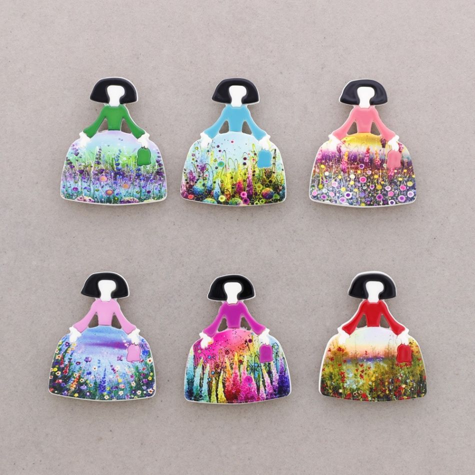 LADY MAGNETIC BROOCH