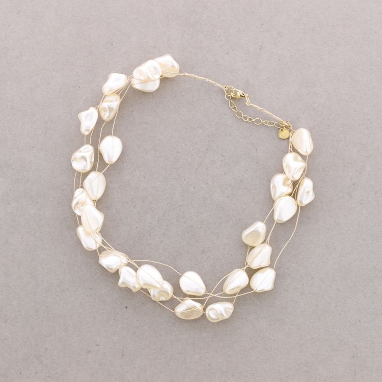 BRAIDED SHORT NECKLACE WITH PEARL FINISH BEADS