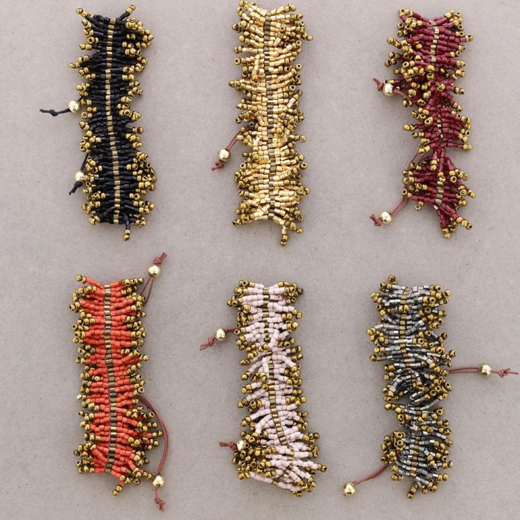 PULSERA ÉTNICA MACRAMÉ ABALORIOS 2