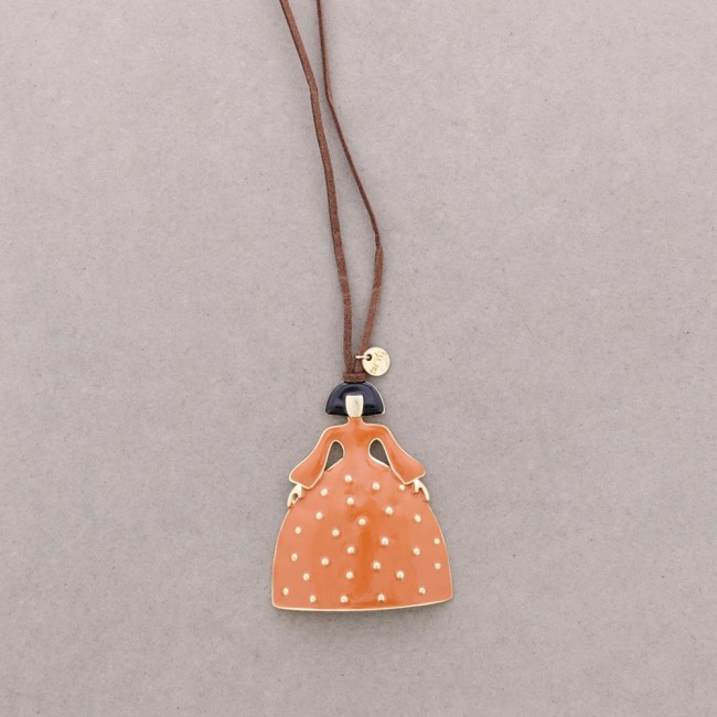 COLLAR LARGO COLGANTE MENINA METAL ESMALTE