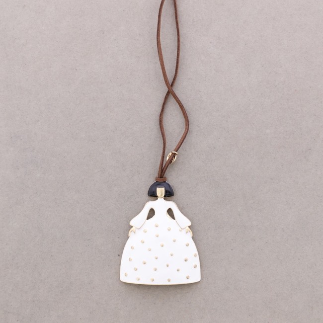COLLAR LARGO COLGANTE MENINA METAL ESMALTE