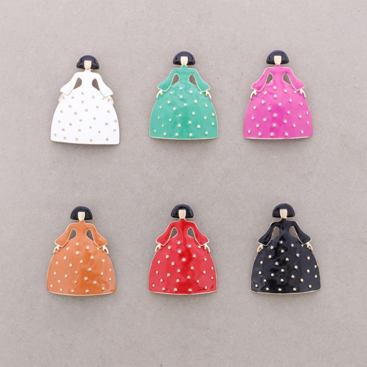 BROCHE MENINA METAL ESMALTE 2