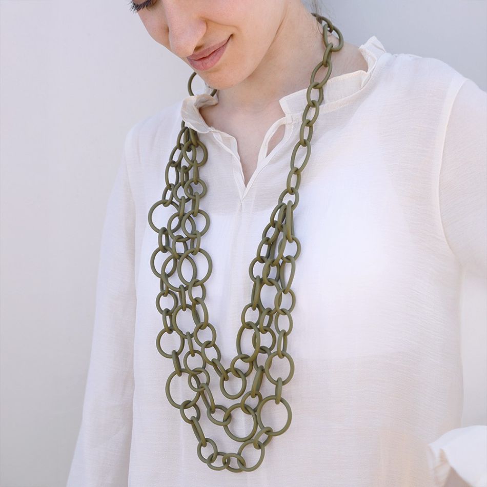 LONG DOUBLE LINK RUBBER NECKLACE