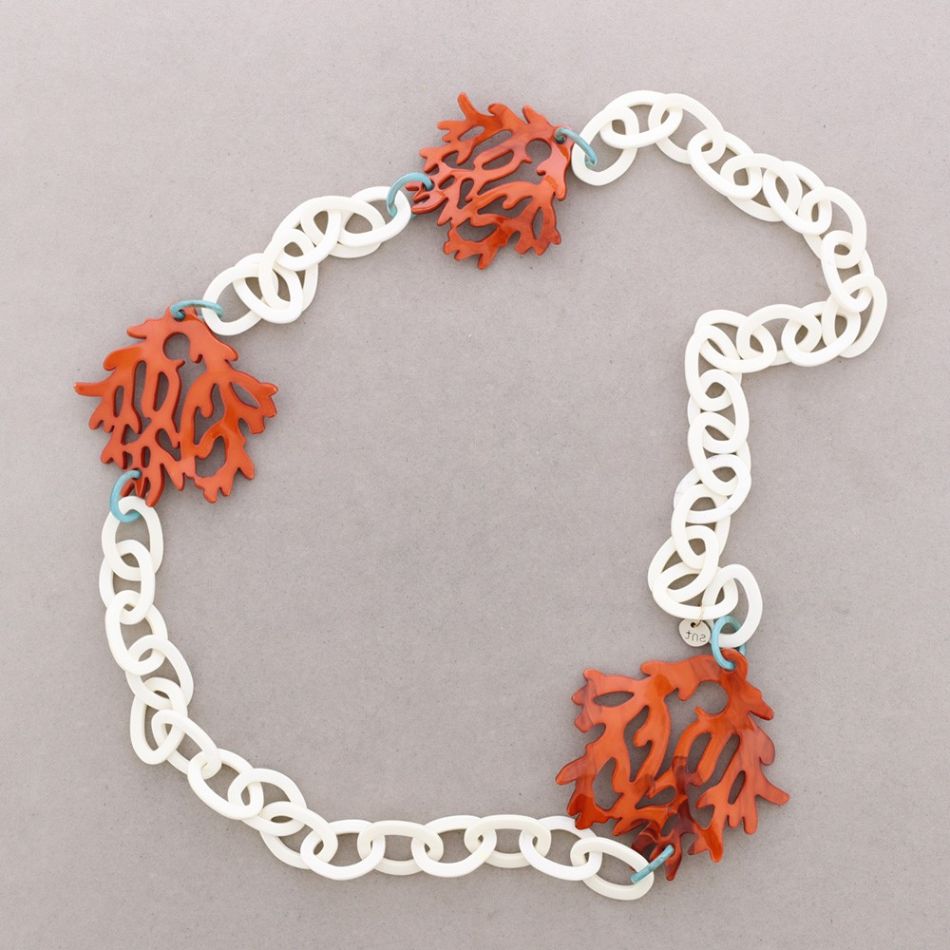COLLAR LARGO ESLABONES CORALES RESINA