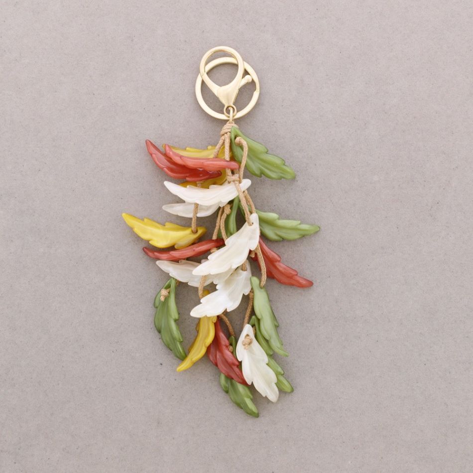 RESIN LEAF PENDANT KEYCHAIN