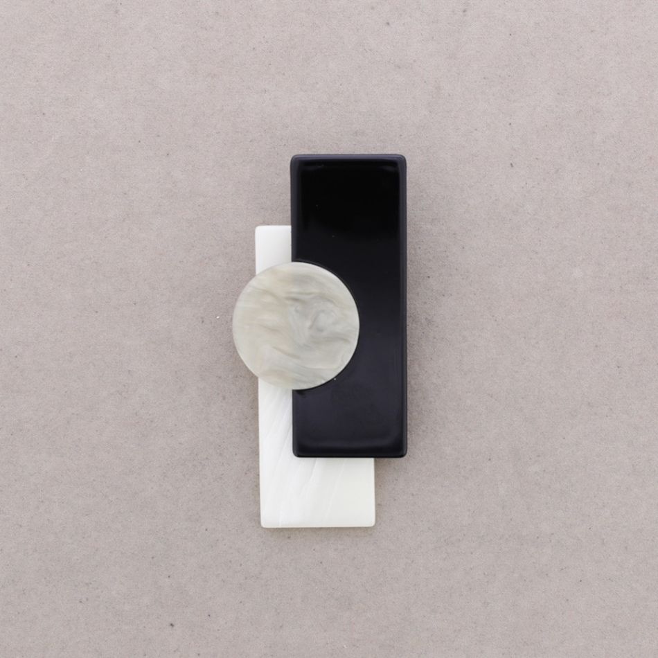 BROCHE FORMAS GEOMÉTRICAS RESINA