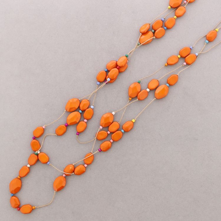 COLLAR LARGO TRIPLE CUENTAS RESINA