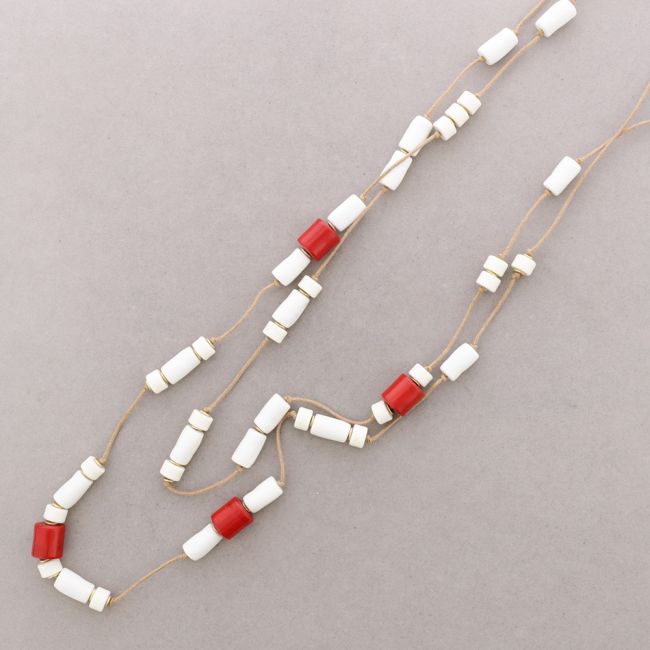 COLLAR LARGO DOBLE CUENTAS RESINA