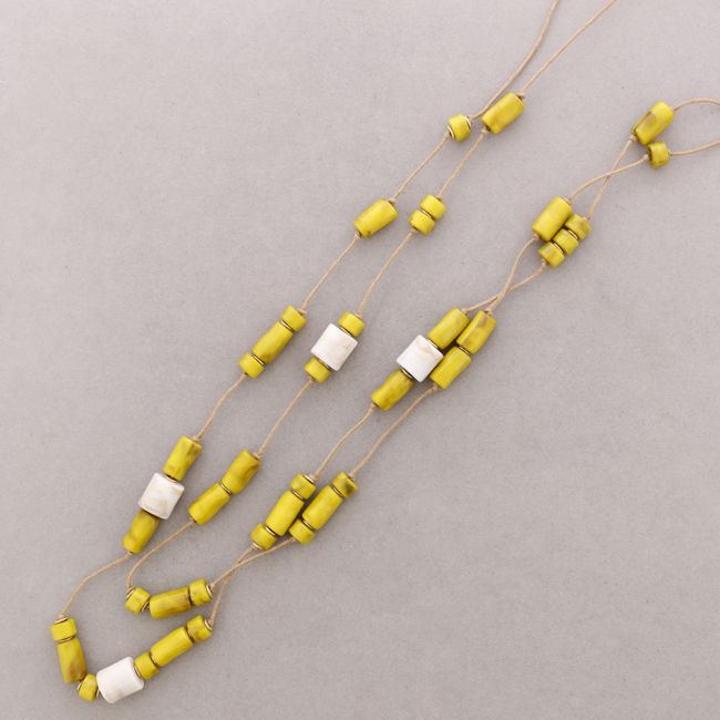 COLLAR LARGO DOBLE CUENTAS RESINA