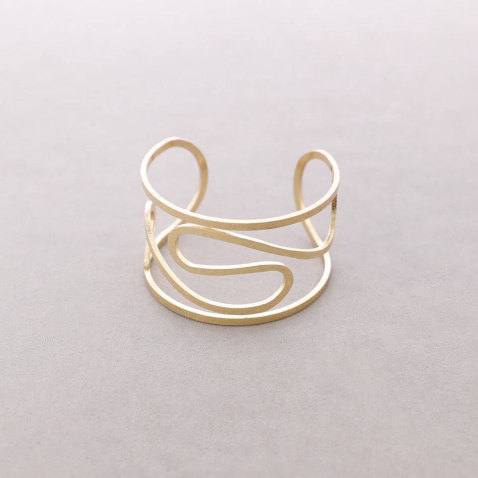 ADJUSTABLE METAL BRACELET