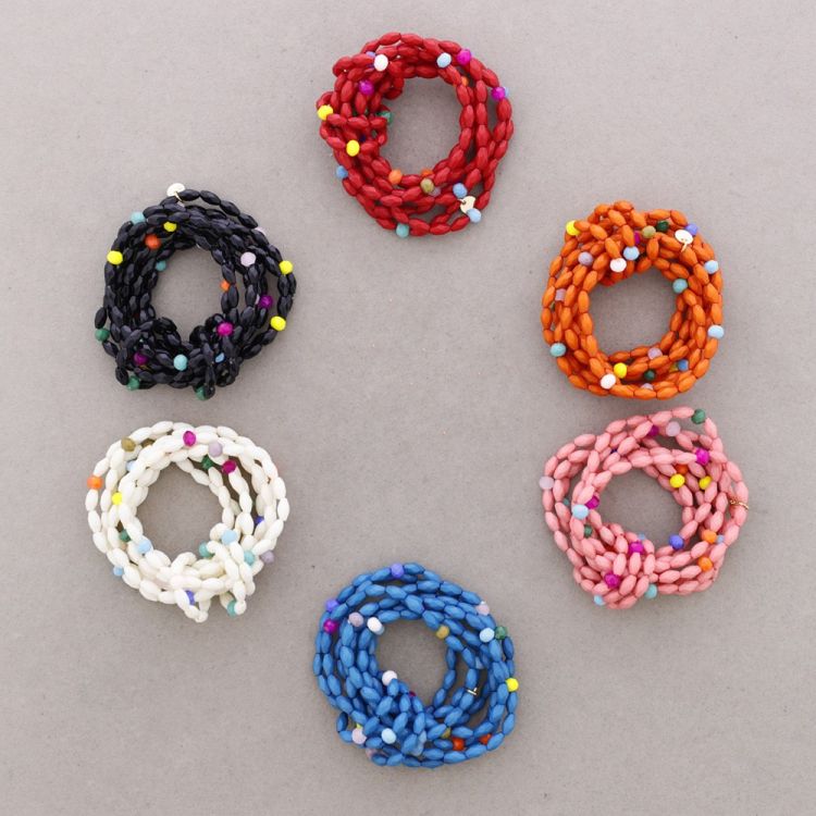 PULSERA ELÁSTICA MULTI CUENTAS RESINA 2