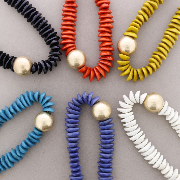 RESIN BEADS METAL BALL NECKLACE 2