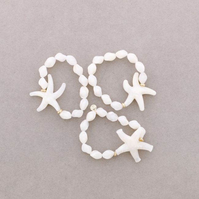 PULSERA ELÁSTICA TRIPLE CUENTAS ESTRELLA DEL MAR RESINA