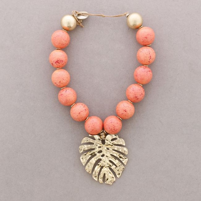 RESIN BEAD CHOKER WITH CHEESE PLANT PENDANT AND METAL