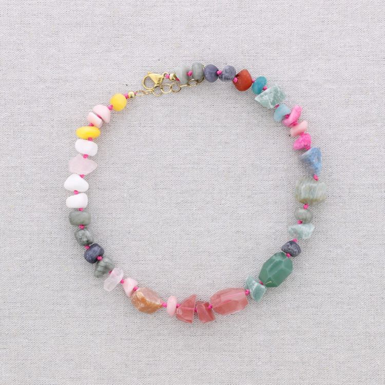 STEEL NECKLACE WITH STONE BEADS 2