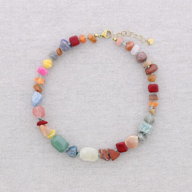STEEL NECKLACE WITH STONE BEADS