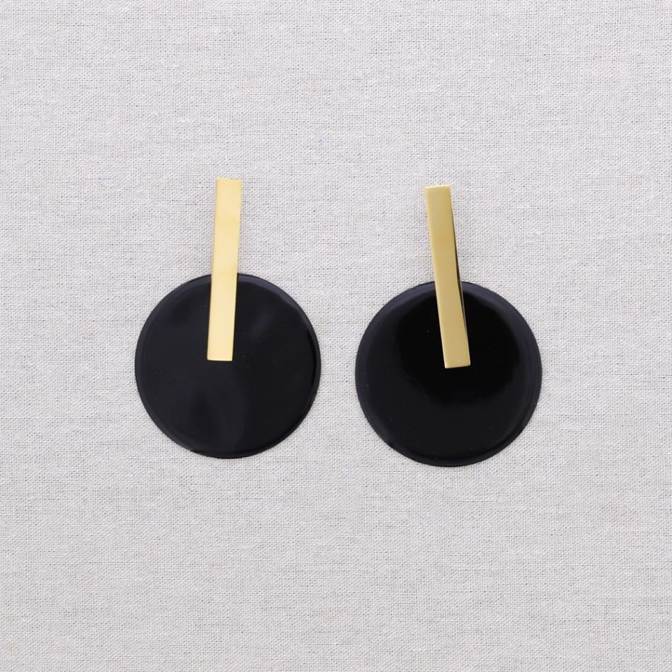 STEEL EARRINGS WITH ENAMEL MEDAL PENDANT