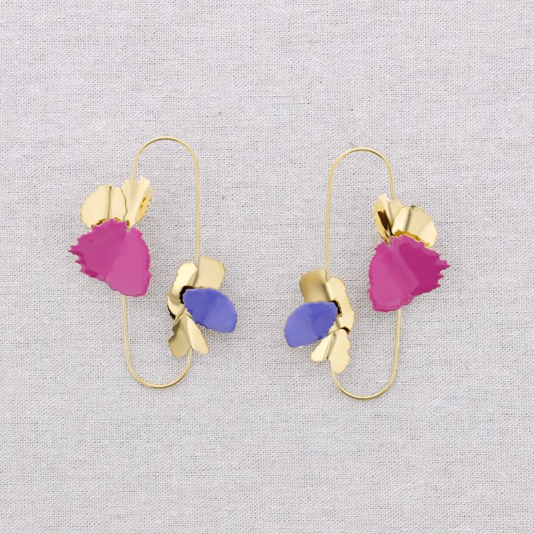 STEEL EARRINGS WITH DOUBLE ENAMEL LEAVES