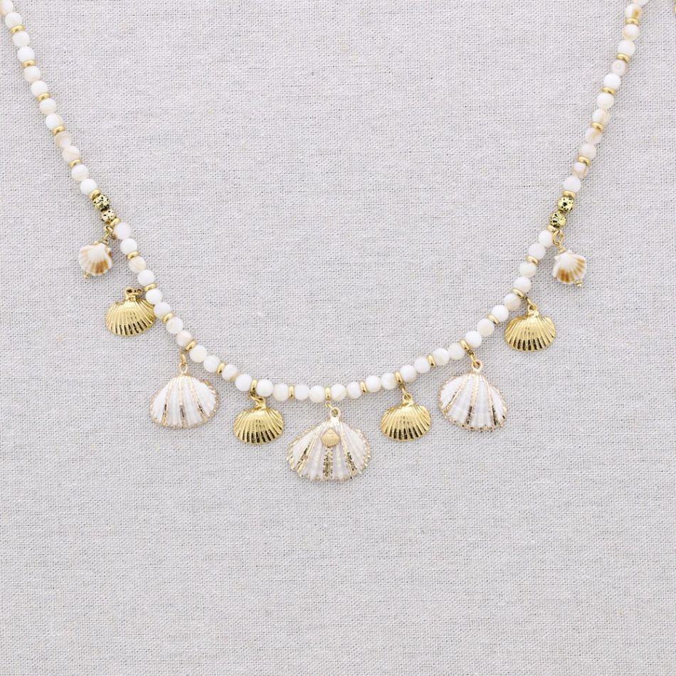 STEEL NECKLACE WITH NACRE BEADS AND SHELL PENDANTS