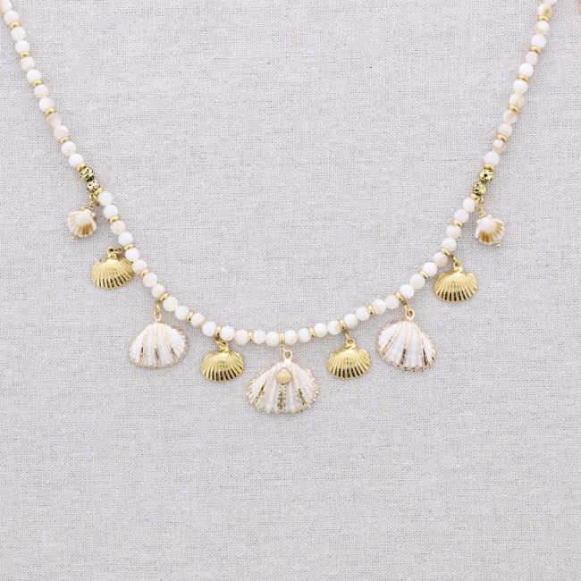 STEEL NECKLACE WITH NACRE BEADS AND SHELL PENDANTS
