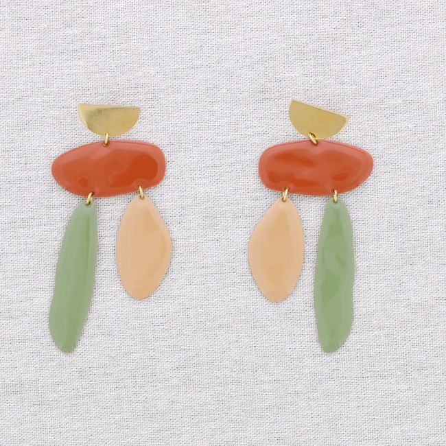 STEEL EARRINGS WITH GEOMETRIC SHAPES AND ENAMEL