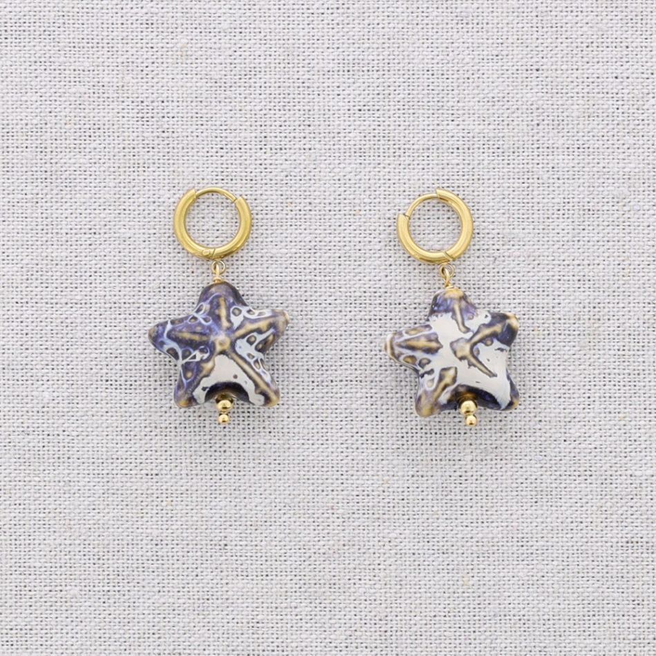 PENDIENTES ACERO ARO COLGANTE ESTRELLA DEL MAR CERÁMICA