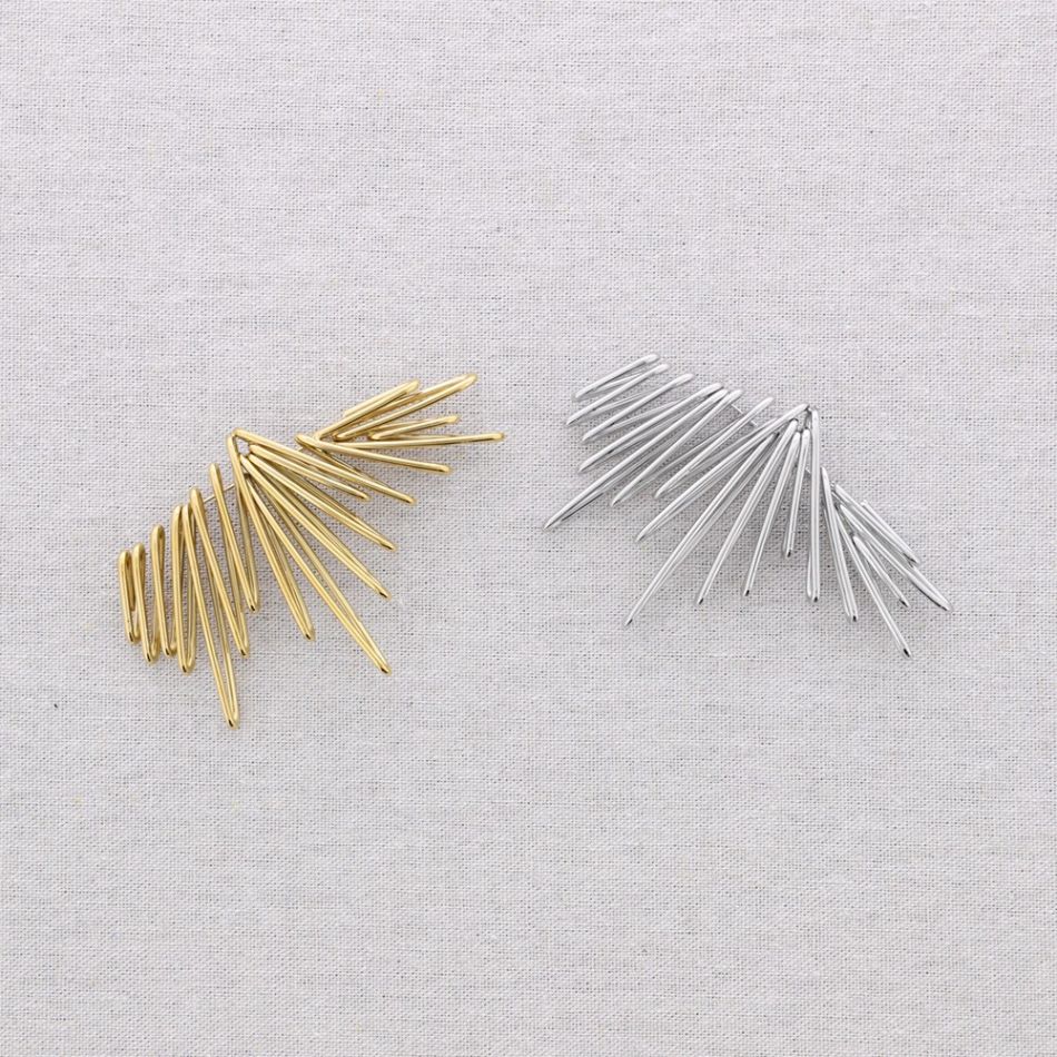 STEEL STRIPS BROOCH