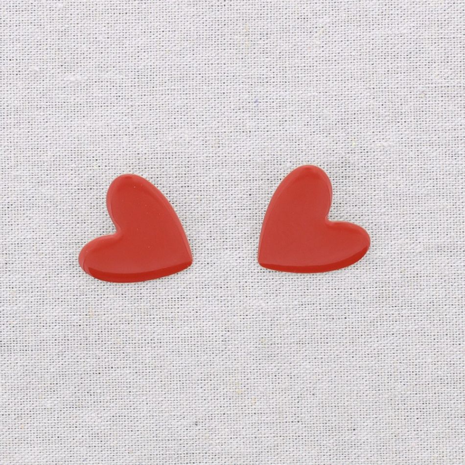 PENDIENTES PRESIÓN ACERO CORAZÓN ESMALTE