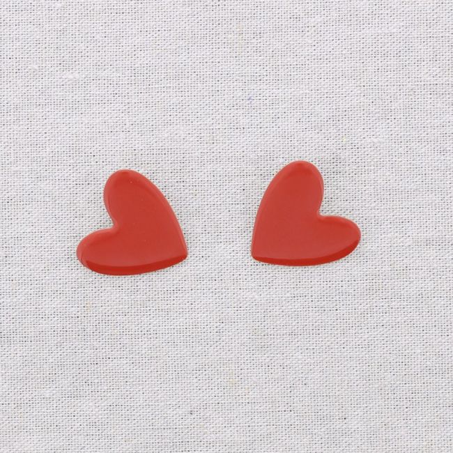 PENDIENTES PRESIÓN ACERO CORAZÓN ESMALTE