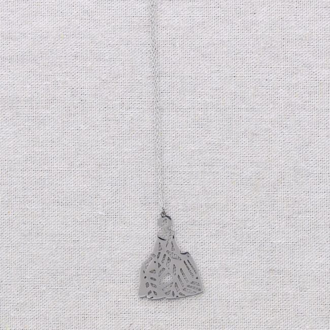 STEEL NECKLACE WITH FILIGREE MENINA PENDANT