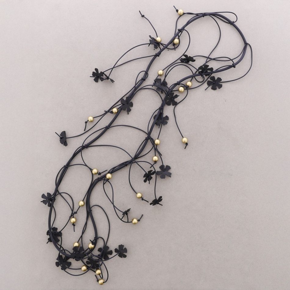 COLLAR LARGO FLECOS CAUCHO FLORES FOAMY