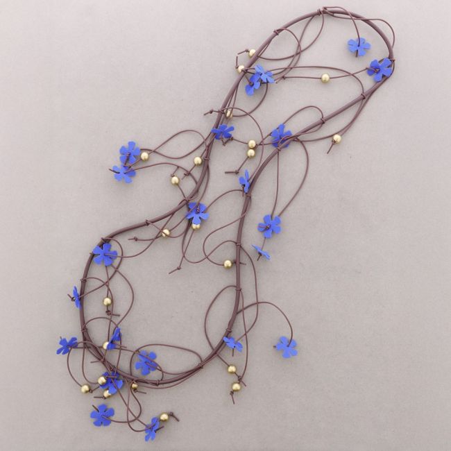 COLLAR LARGO FLECOS CAUCHO FLORES FOAMY