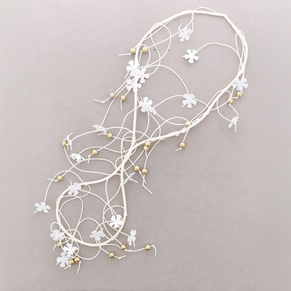 COLLAR LARGO FLECOS CAUCHO FLORES FOAMY