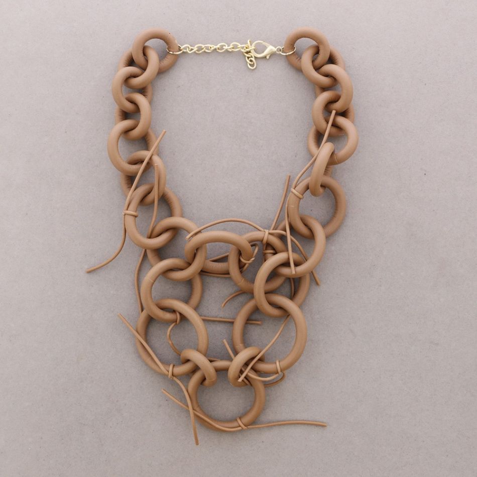 GARGANTILLA ESLABONES FLECO CAUCHO
