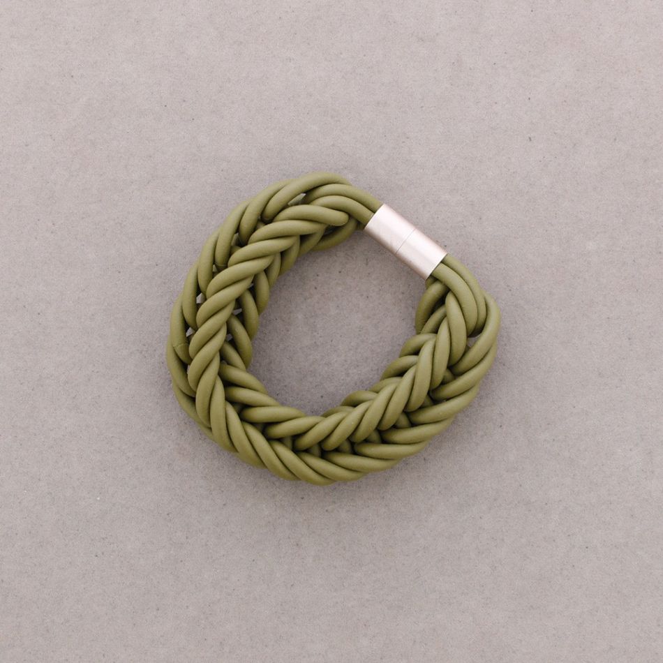 RUBBER BRAIDED MAGNETIC BRACELET