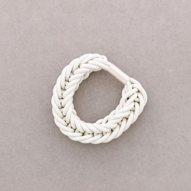 RUBBER BRAIDED MAGNETIC BRACELET