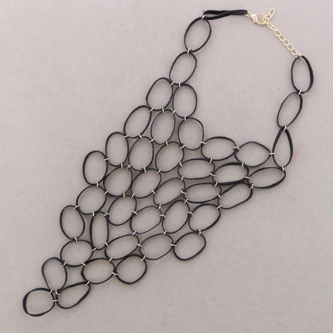 COLLAR BABERO ANILLA METAL GOMA