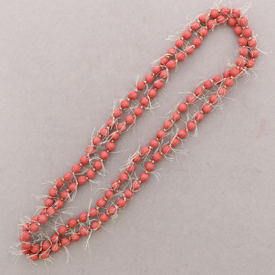 COLLAR LARGO BOLAS FORRADAS FLECOS