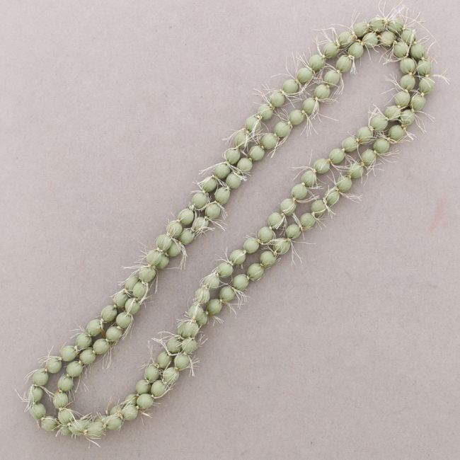 COLLAR LARGO BOLAS FORRADAS FLECOS