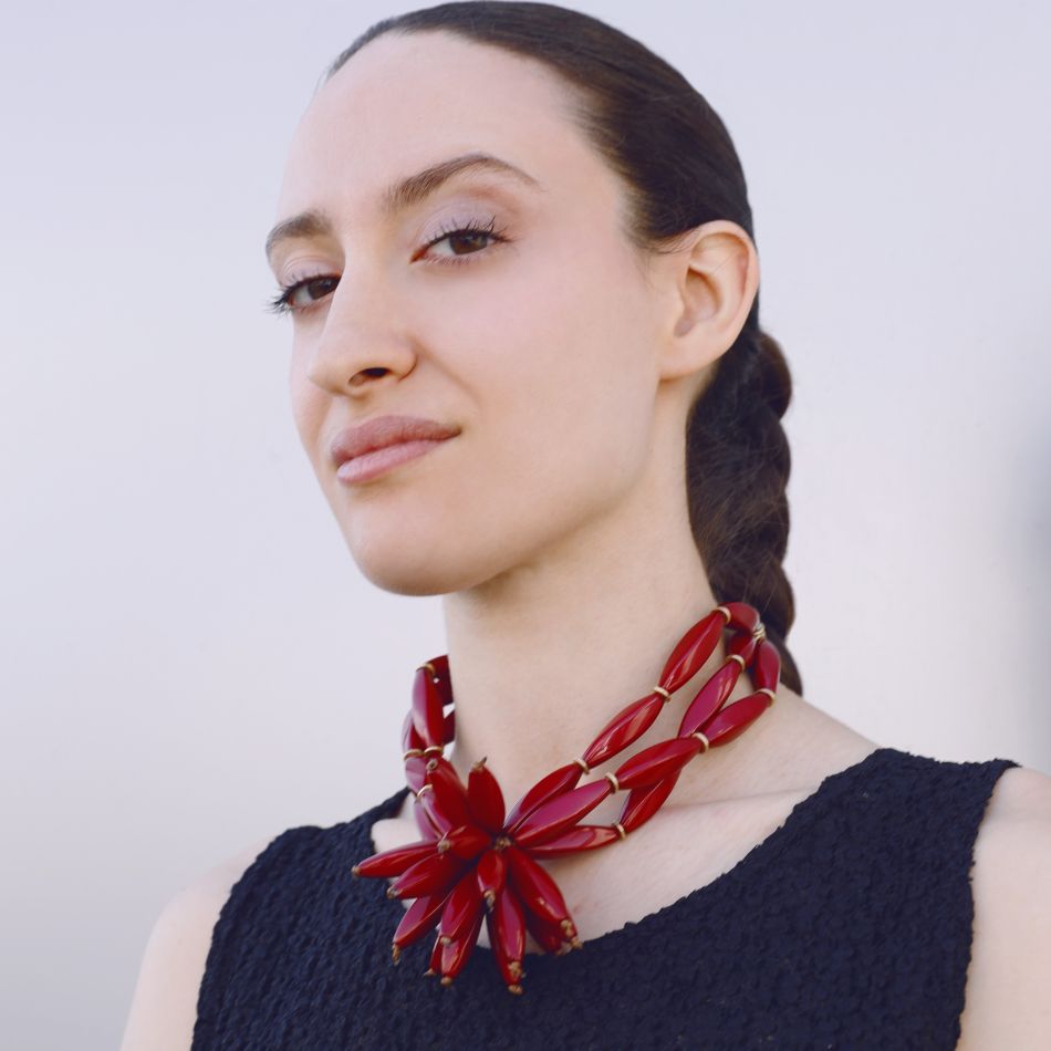 TRIPLE RESIN FLOWER BEAD NECKLACE