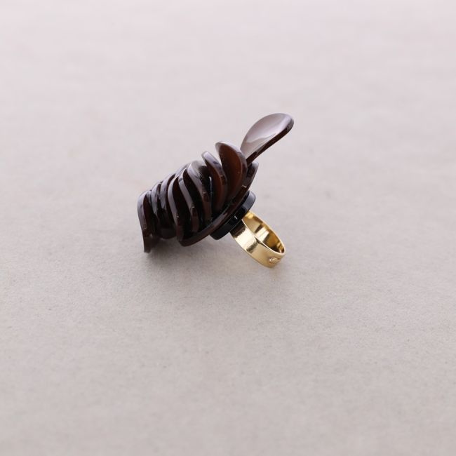 ANILLO AJUSTABLE PÉTALOS RESINA