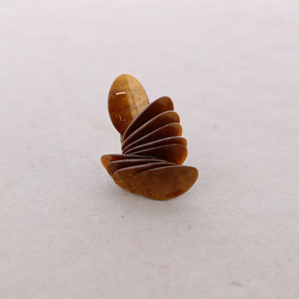 ANILLO AJUSTABLE PÉTALOS RESINA