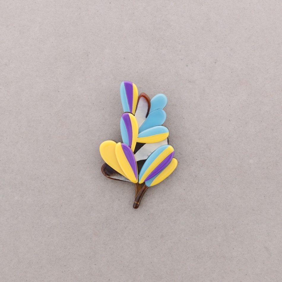 BROCHE RAMA RESINA