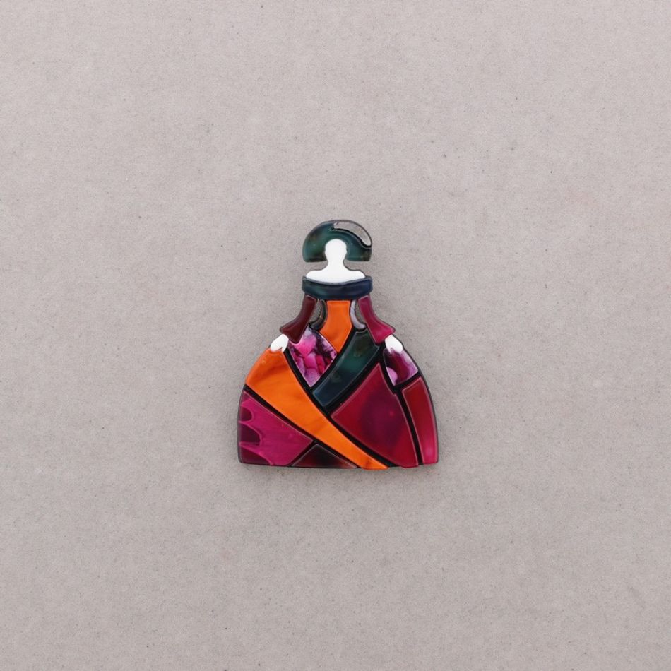 BROCHE MENINA RESINA