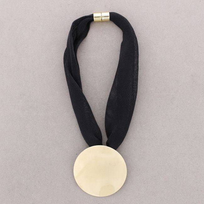 GARGANTILLA IMÁN MALLA COLGANTE MEDALLA METAL