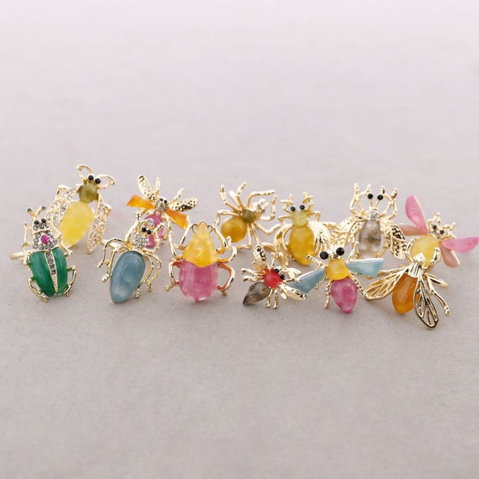 ADJUSTABLE INSECT METAL RESIN RING